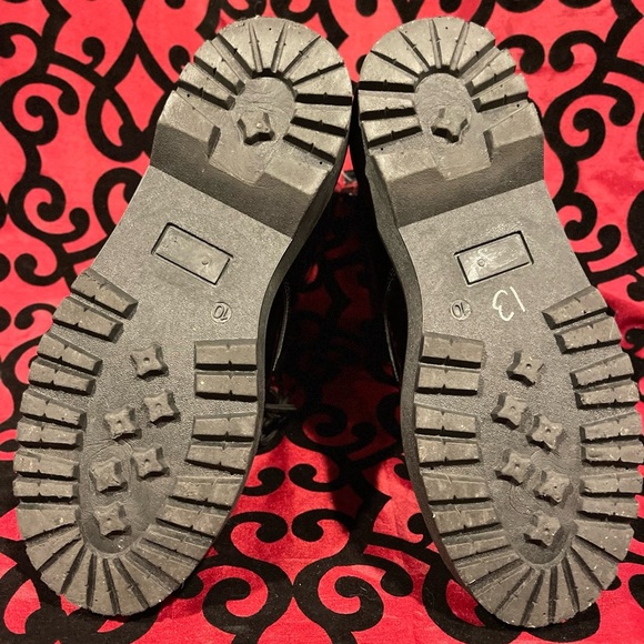 Women’s Patent Leather Combat Boots - Picture 9 of 11